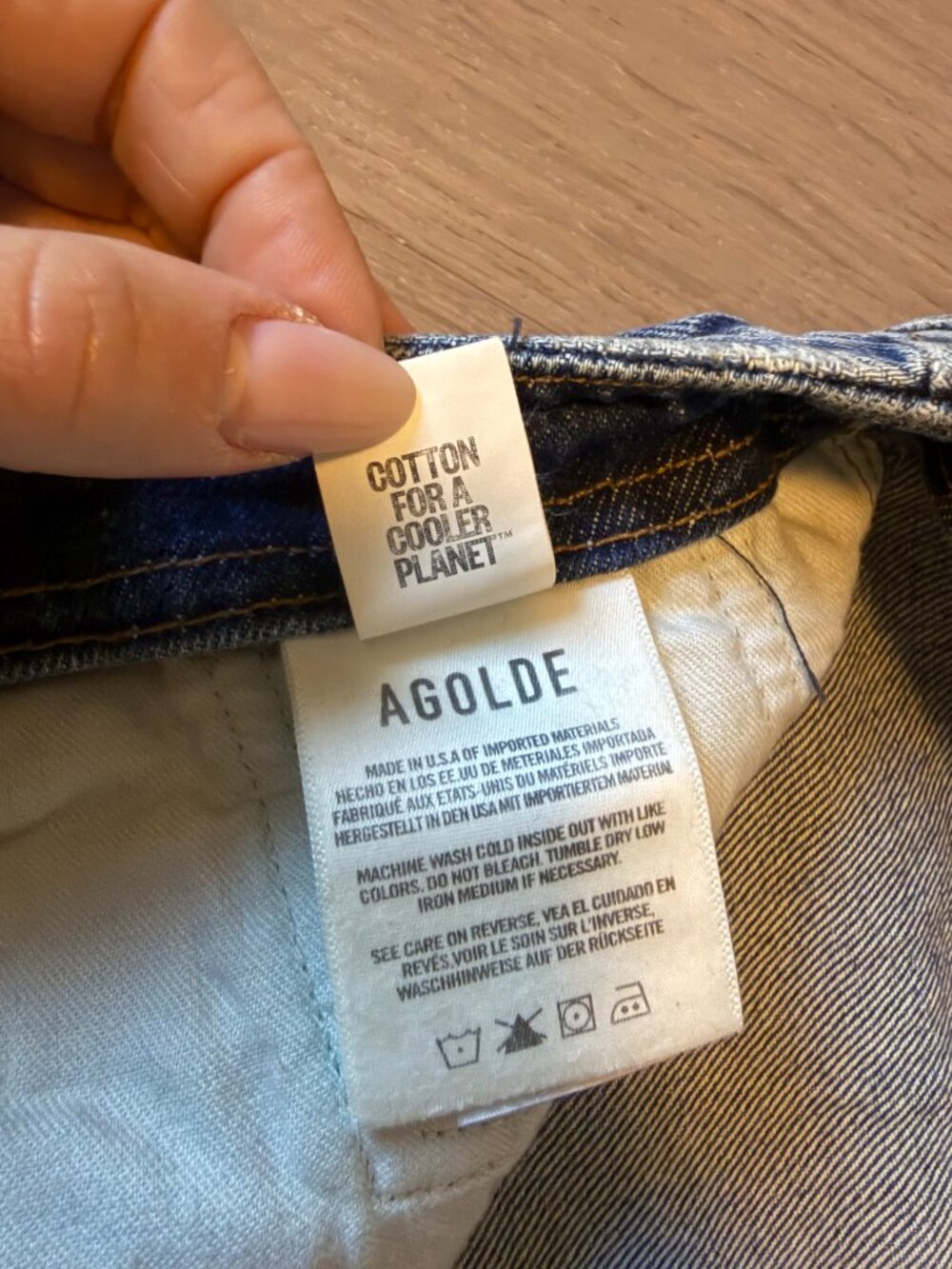 AGOLDE Lex Low-Rise Wide-Leg Jeans in faded medium-wash denim - Picture 7 of 9